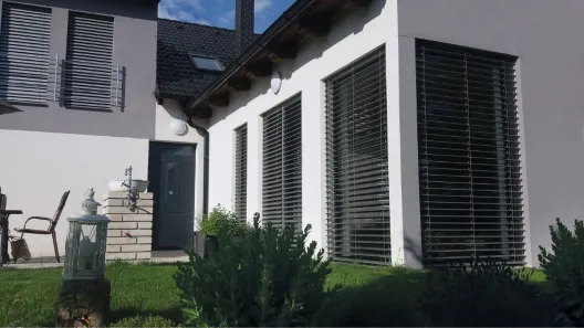 LOMAX Reference - Venkovní žaluzie