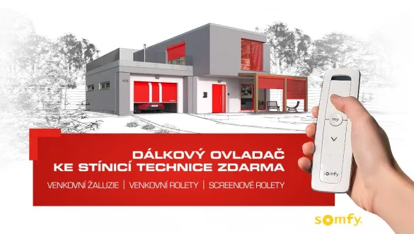 Vizualizace moderního domu s červenými venkovními žaluziemi a dálkovým ovladačem – akce Lomax: dálkový ovladač ke stínicí technice zdarma