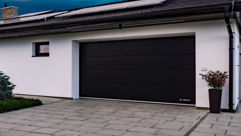Garážová vrata: Průvodce výběrem a instalací () Garážová vrata: Průvodce výběrem a instalací